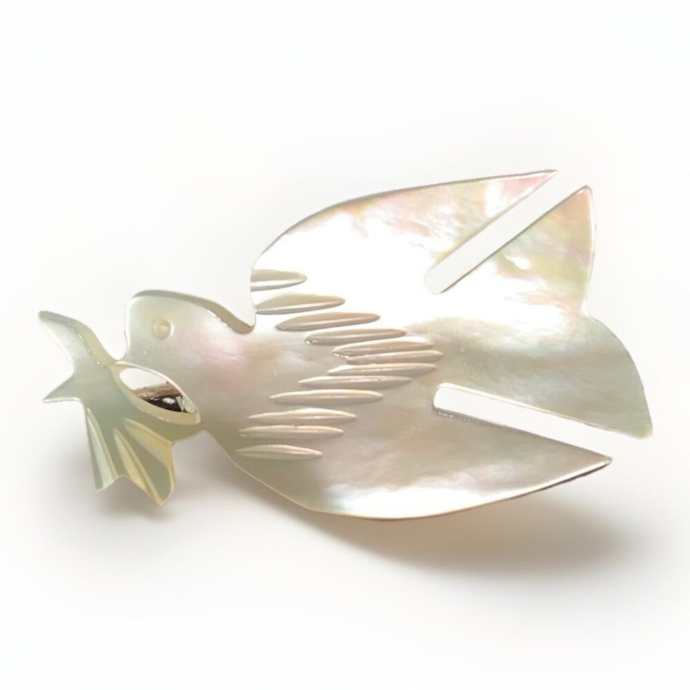 Sweet Vintage Carved Mother-of-Pearl Dove with Olive Branch Pin - Picture 2 of 9